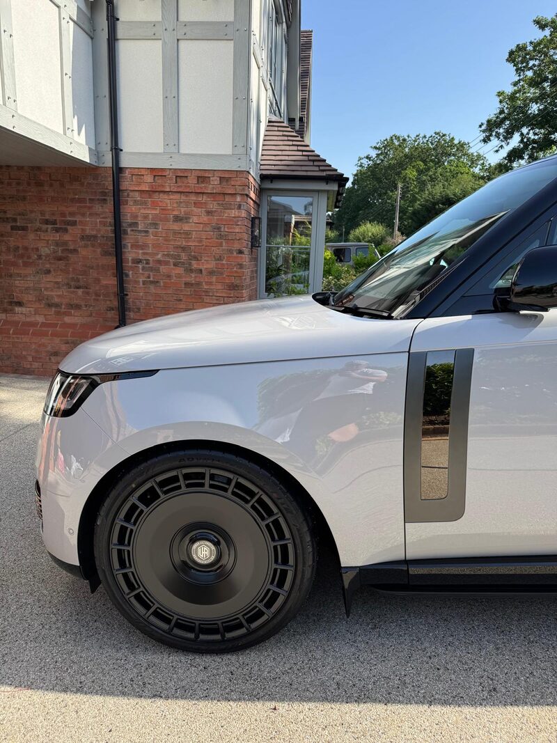 Range Rover wheels and arches by MV Detailing in the West Midlands